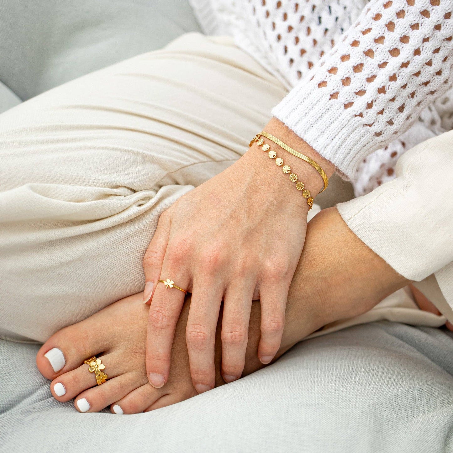 18K Gold Pvd Stainless Steel Sunburst Chain Bracelet